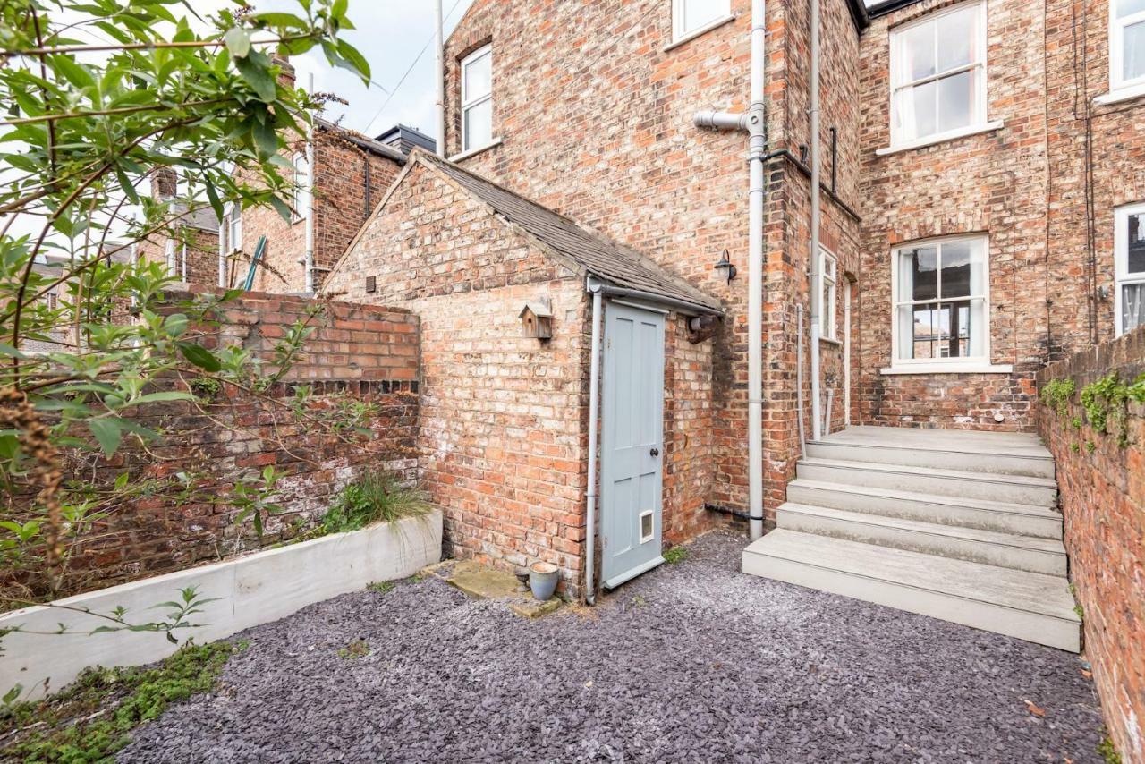Charming Base For 5 Near Bishy Rd Pass The Keys Apartment York Exterior photo