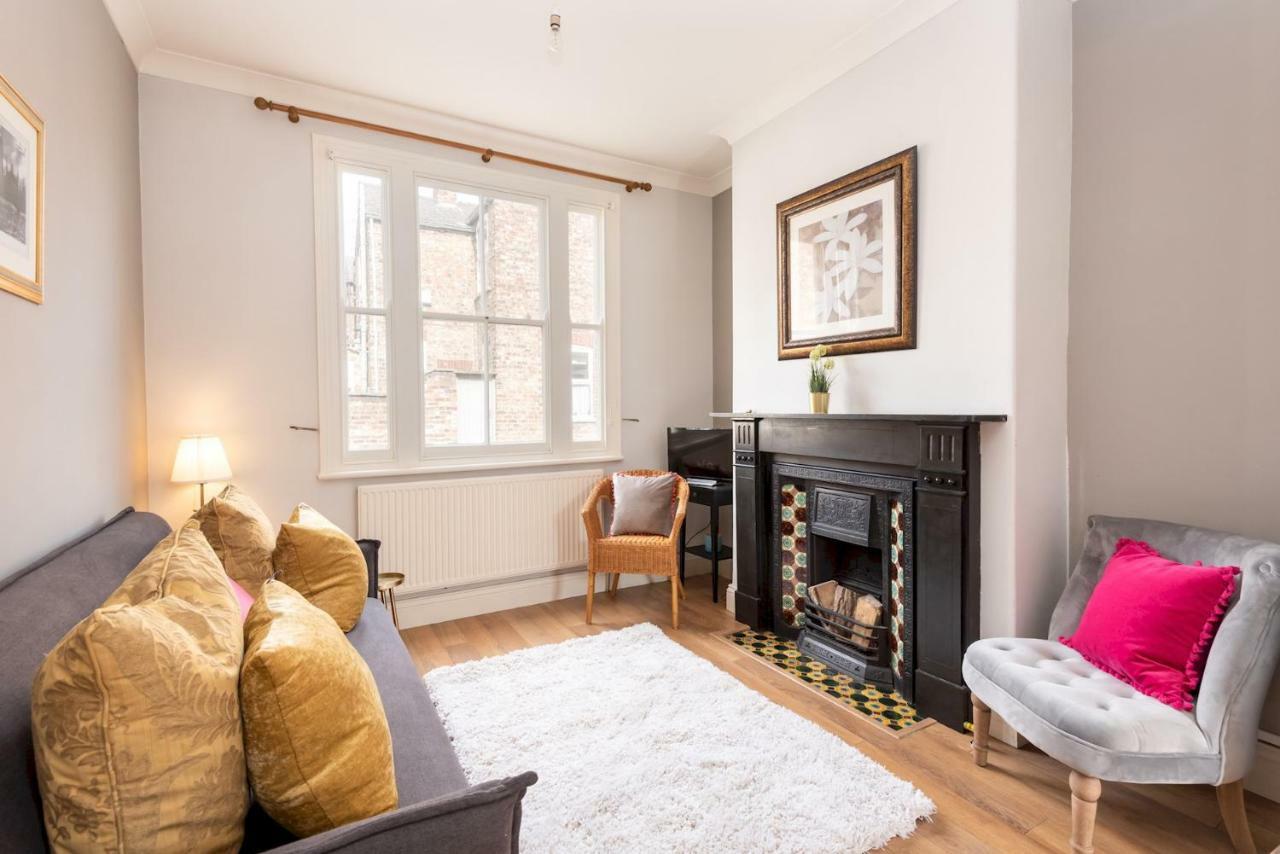 Charming Base For 5 Near Bishy Rd Pass The Keys Apartment York Exterior photo