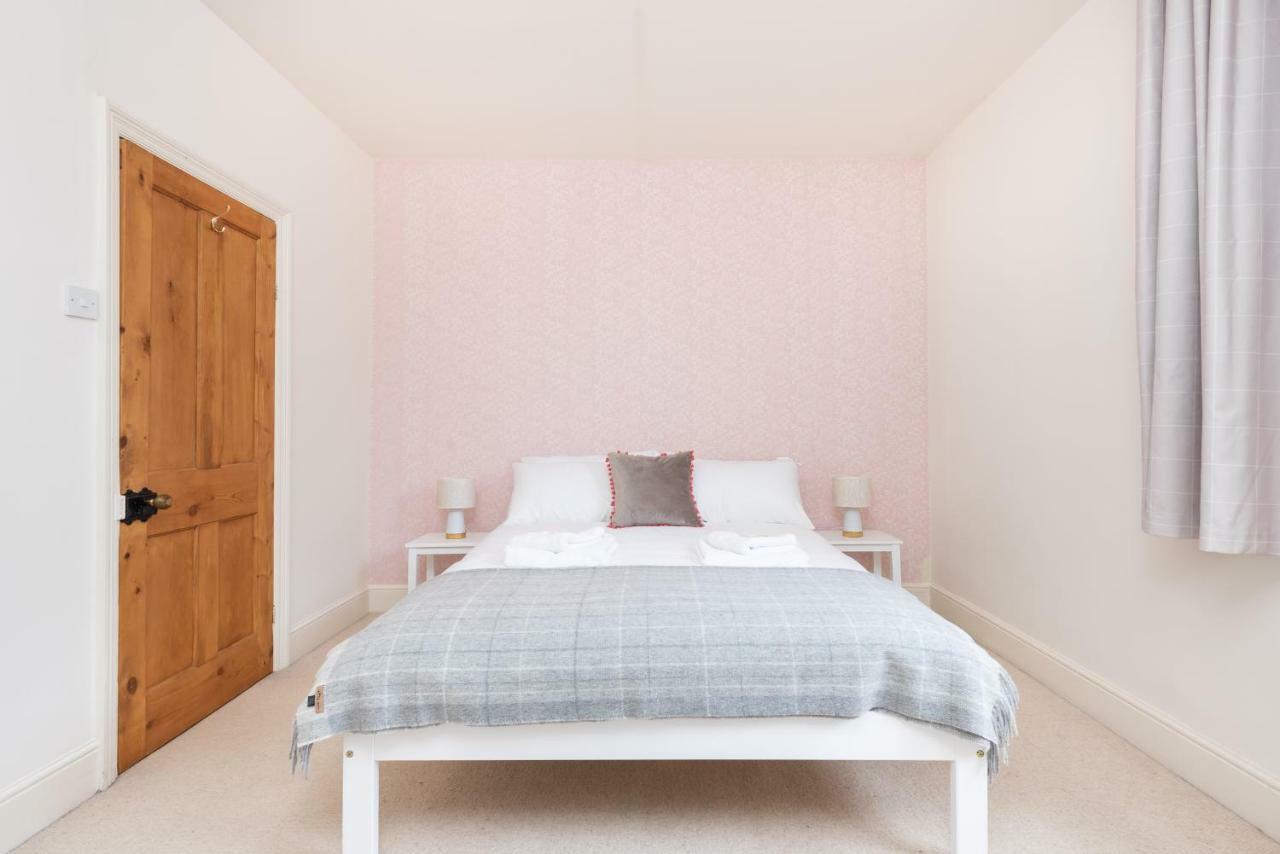 Charming Base For 5 Near Bishy Rd Pass The Keys Apartment York Exterior photo